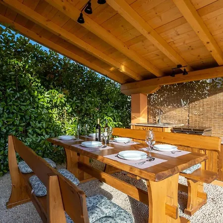Holiday House Toici Nenadici  Zewnętrze zdjęcie