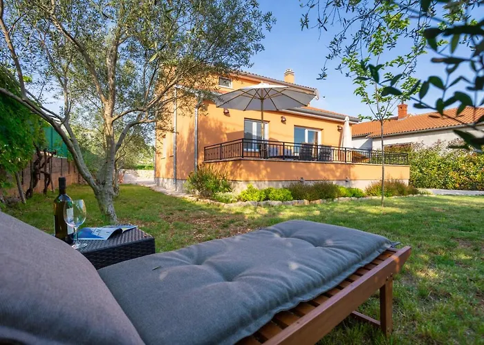 Holiday House Toici